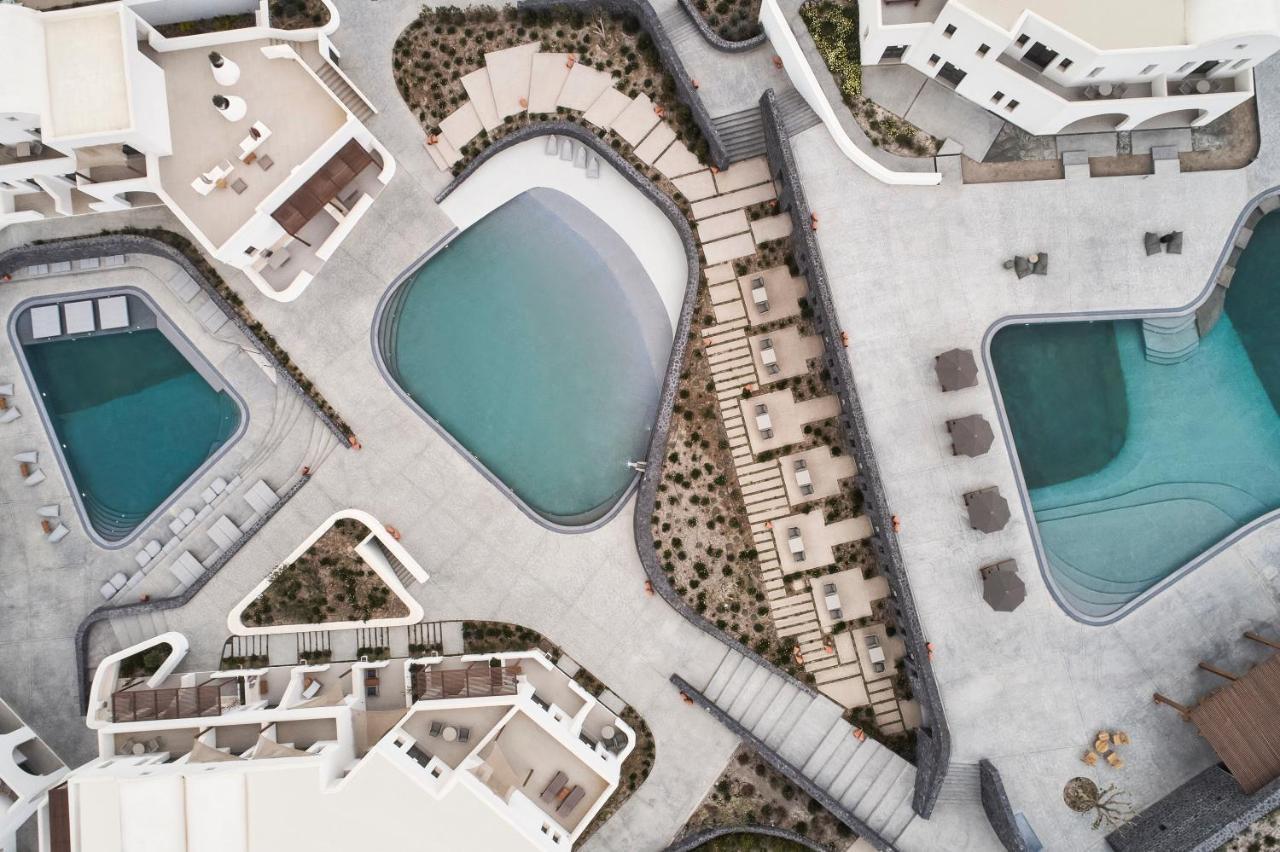 Orama Hotel & Spa Fira  Ngoại thất bức ảnh The hotel from above