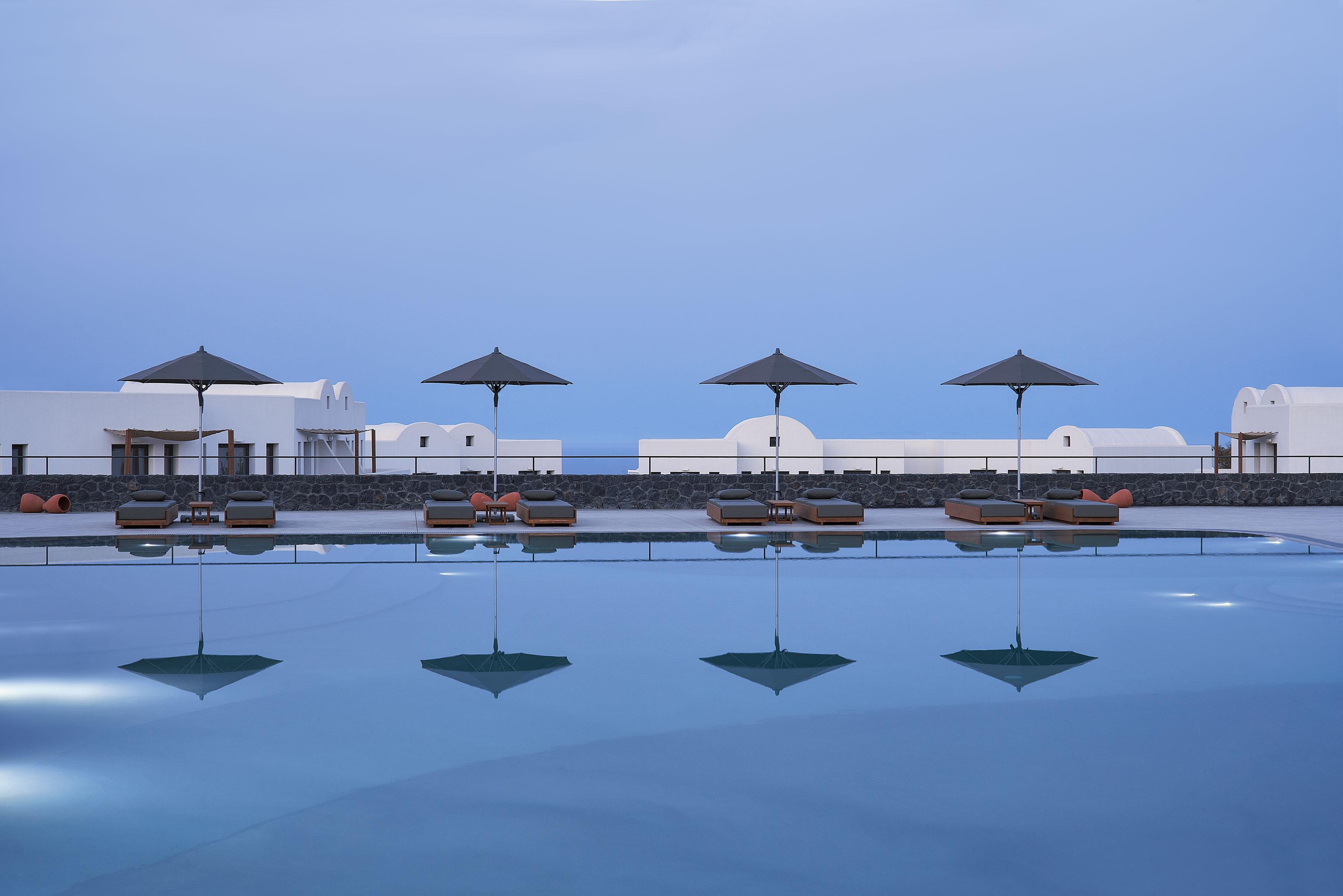 Orama Hotel & Spa Fira  Ngoại thất bức ảnh The pool at the hotel