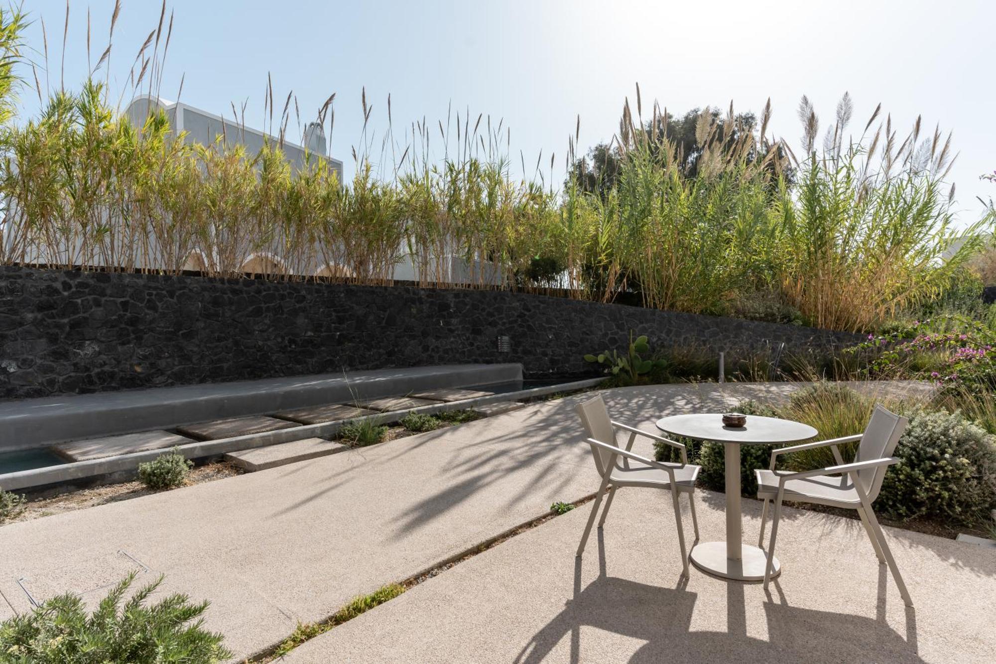 Orama Hotel & Spa Fira  Ngoại thất bức ảnh The garden